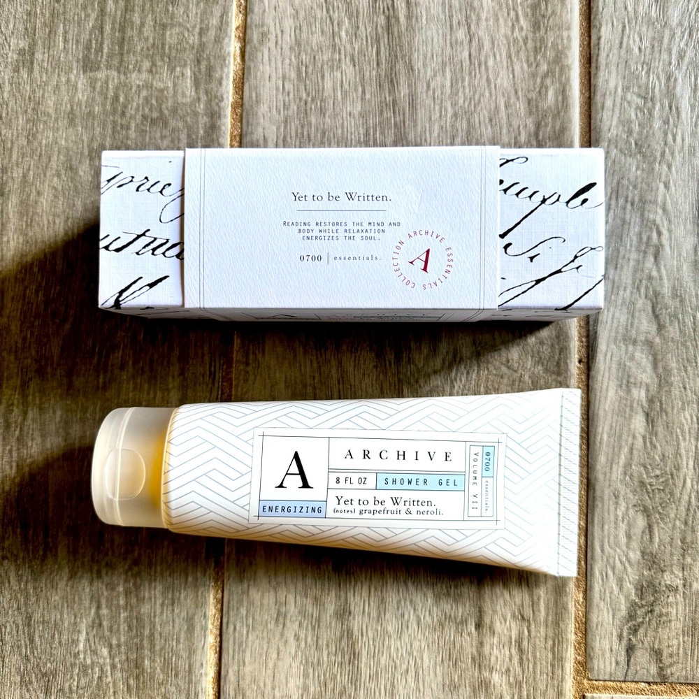 Archive Yet To Be Written set shower gel & hand cream Full Size